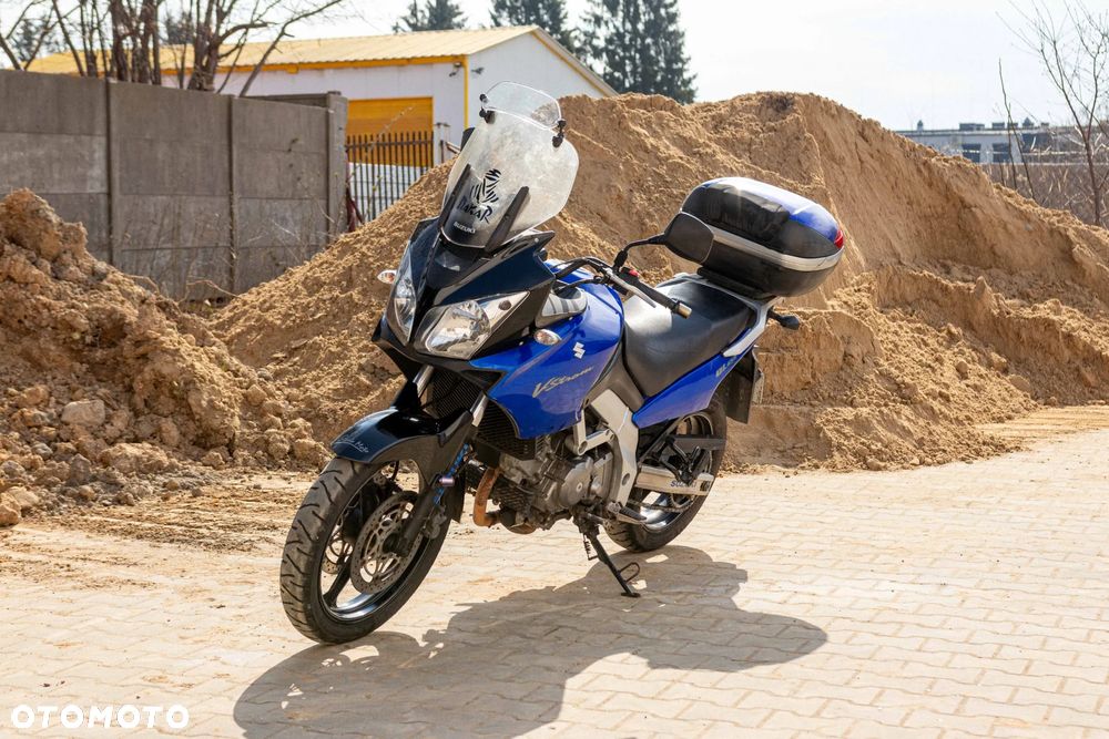 Suzuki V-STROM - 3