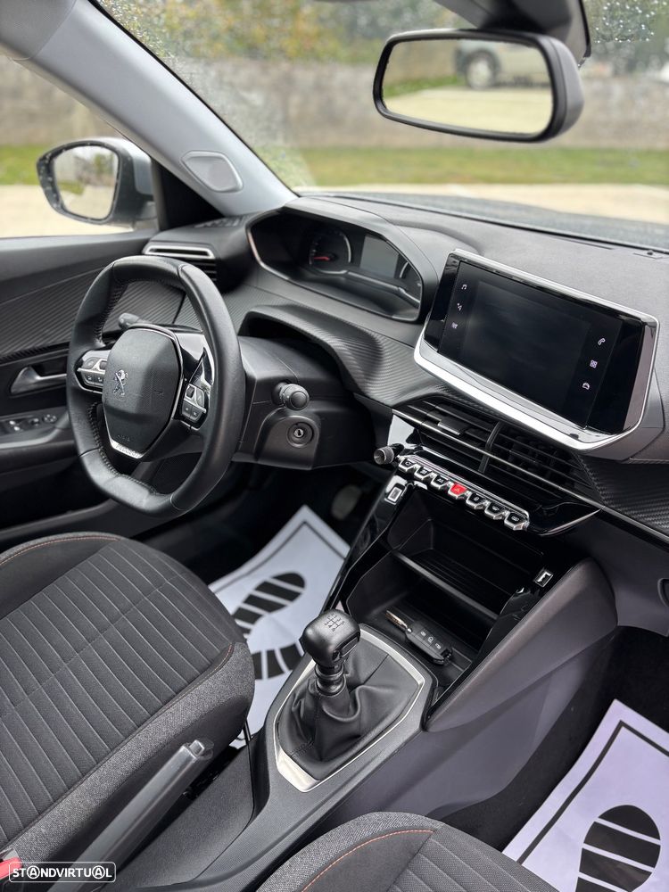 Peugeot 2008 1.2 PureTech Active Pack - 11