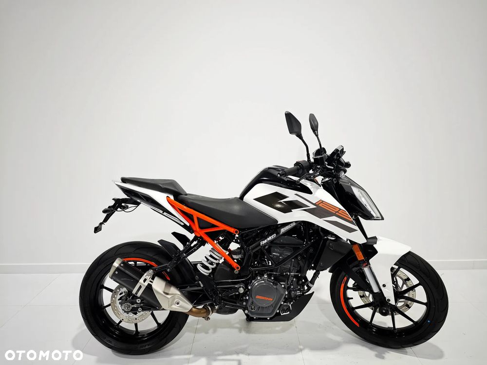 KTM Duke - 1