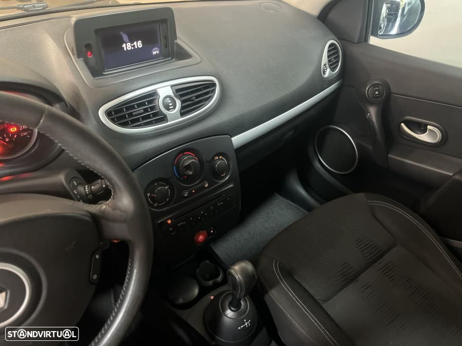 Renault Clio Break - 13