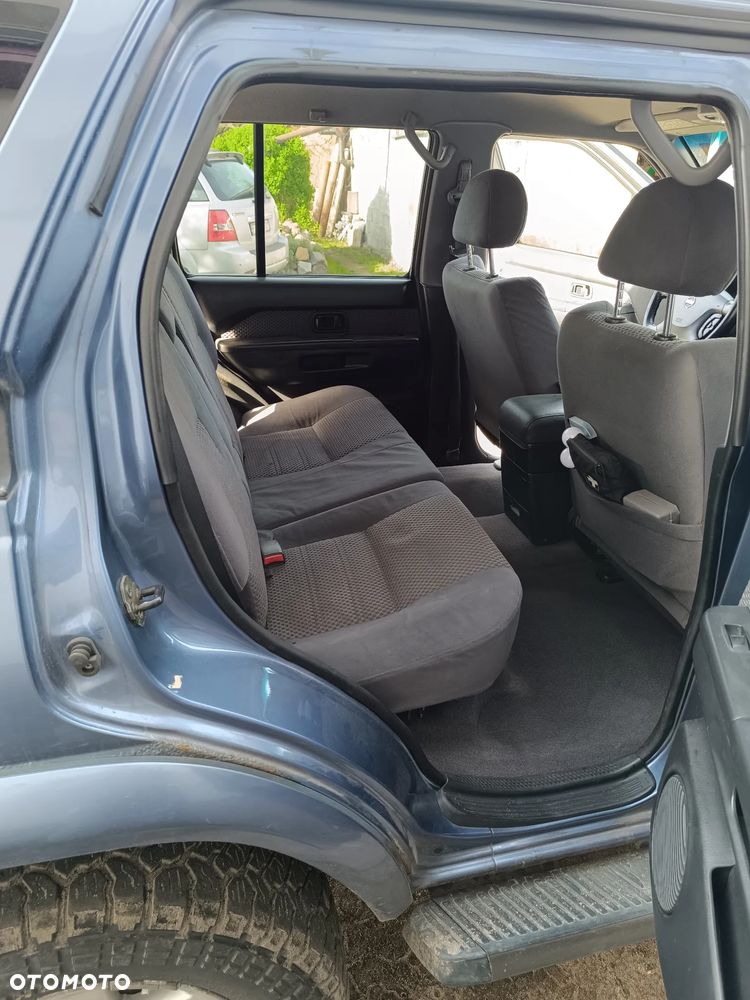Nissan Pathfinder 3.5 V6 - 10