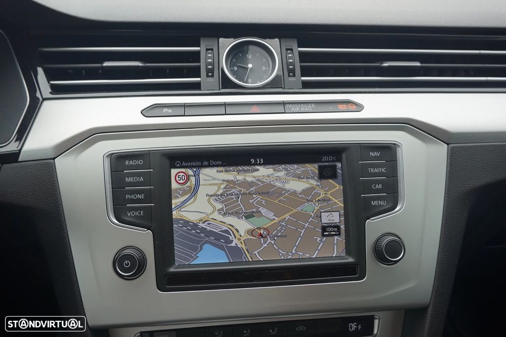 VW Passat Variant 1.6 TDI Confortline - 24