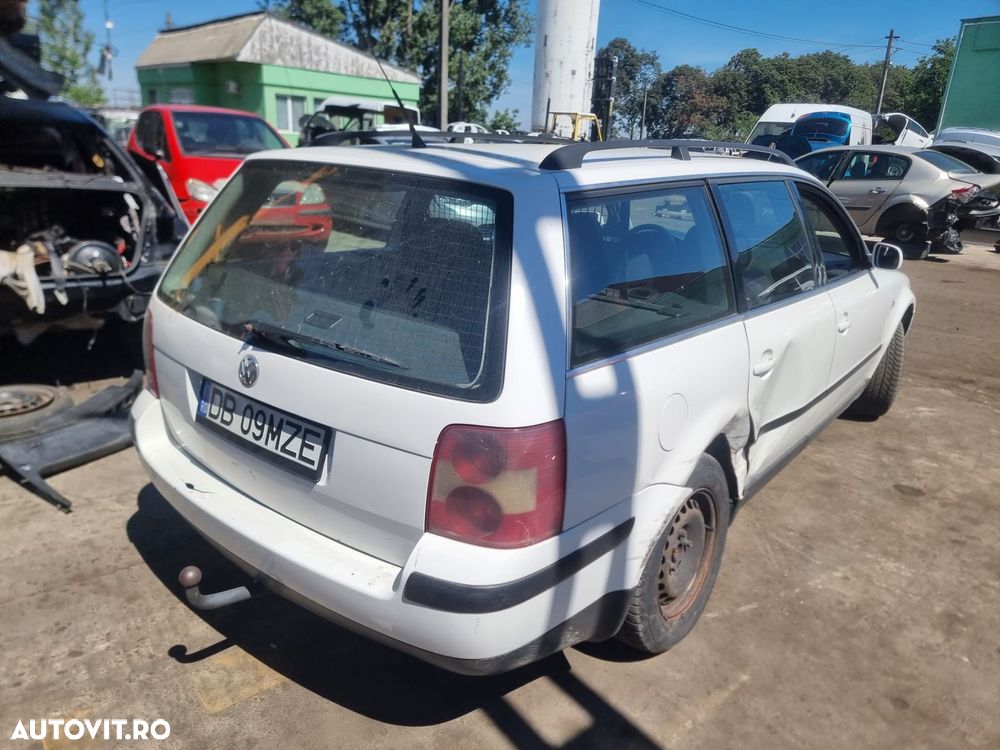 Vas lichid frana 4b0611301e Volkswagen VW Passat B5.5 [facelift] [200 - 5