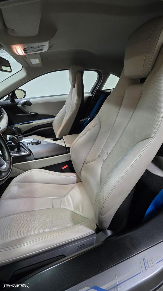 BMW i8 - 8