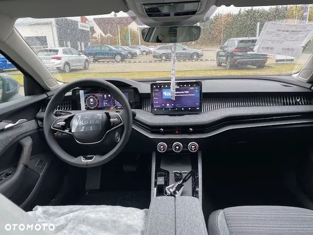 Skoda Superb 1.5 TSI mHEV Selection DSG - 5