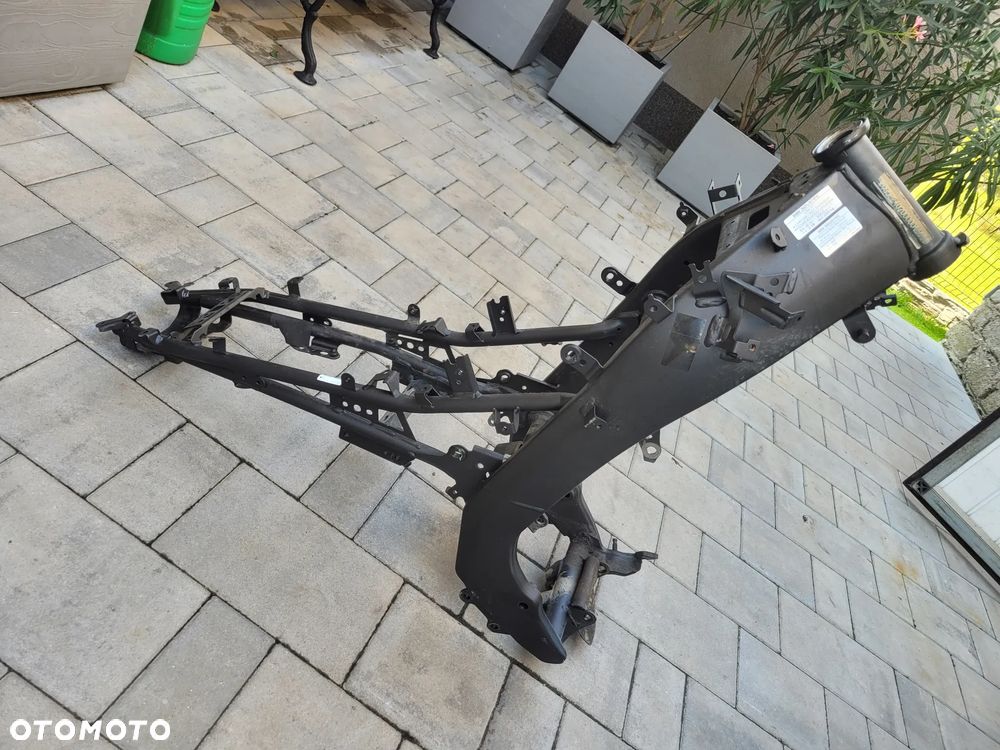 Rama z dokumentami Yamaha MT 125 2021 - 1