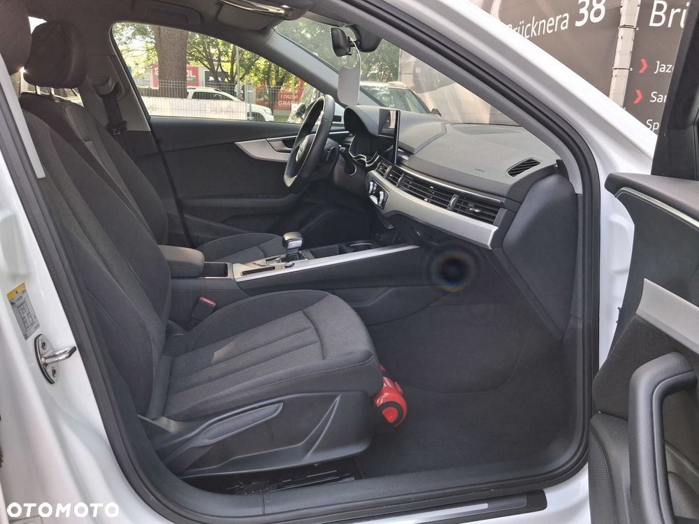 Audi A4 Avant - 15