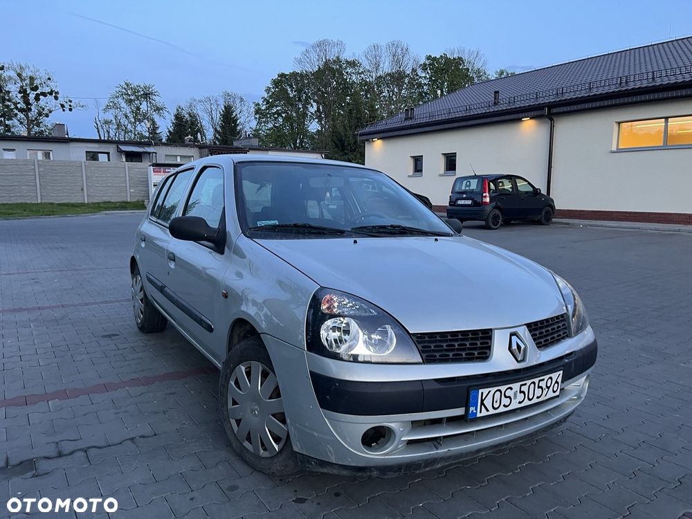 Renault Clio 1.2 16V Confort Privilege - 5