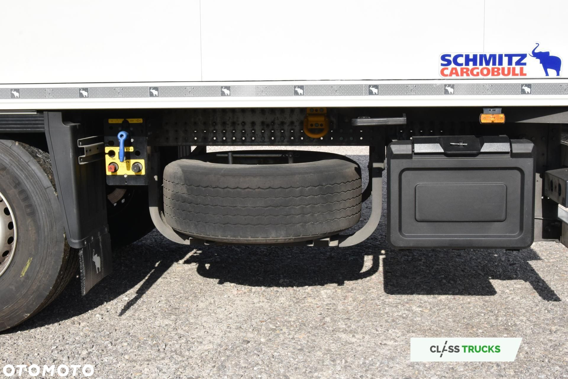 Schmitz Cargobull SKO FP 60 ThermoKing SLXi 300 - 12