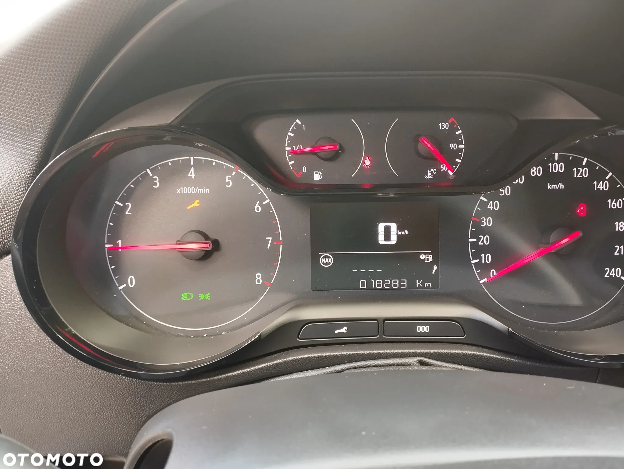 Opel Crossland X - 4