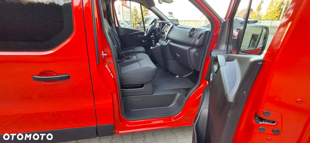 Renault TRAFIC VIVARO VITO T6  CUSTOM JUMPY EXPERT  LIFT AUTOMAT KLIMA  LED - 13