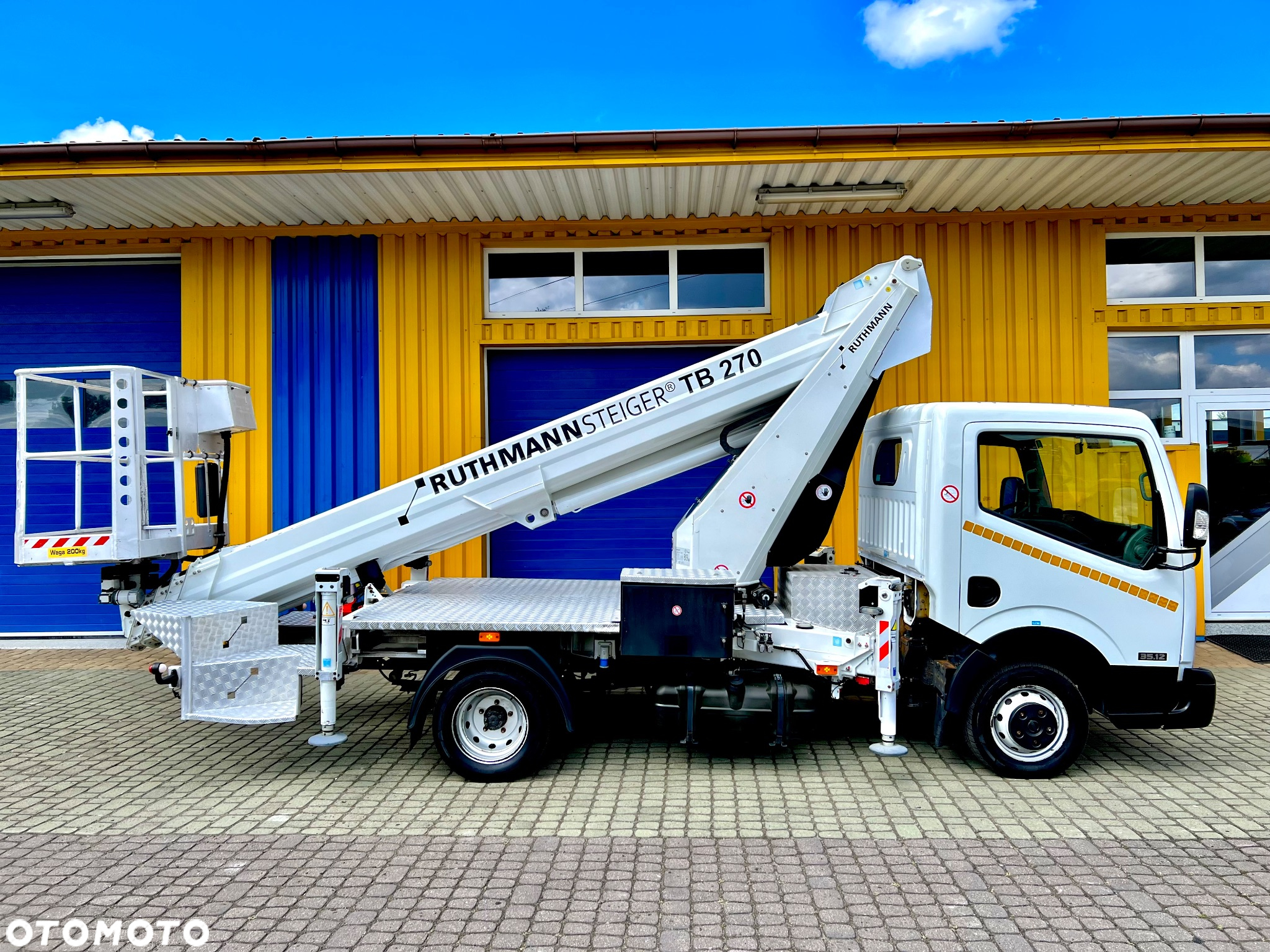 Ruthmann TB270 NISSAN CABSTAR - 4