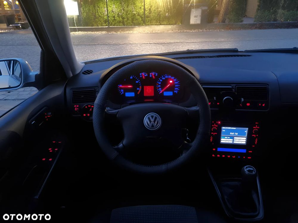 Volkswagen Golf - 13