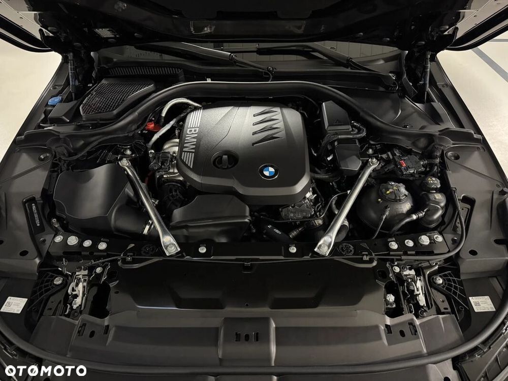 BMW Seria 5 520d xDrive mHEV M Sport - 7