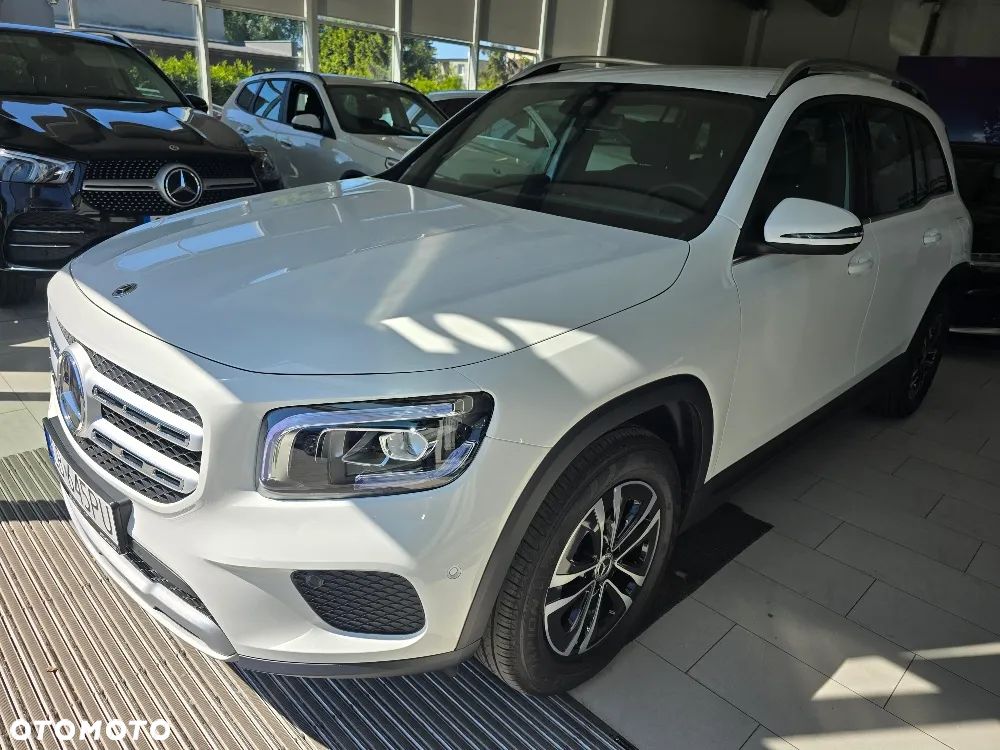 Mercedes-Benz GLB 200 4-Matic Style 8G-DCT - 1