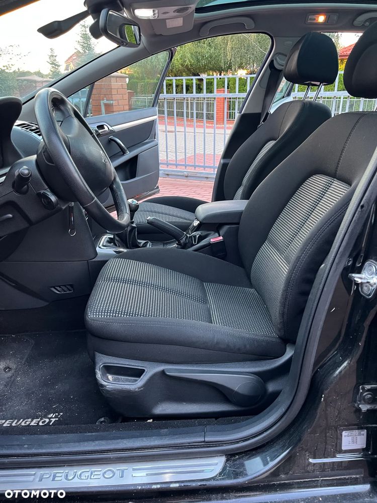 Peugeot 407 1.6 HDi Presence - 10