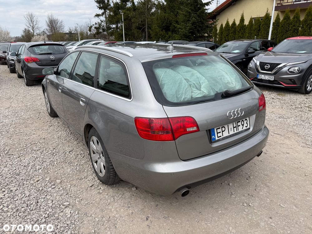 Audi A6 Avant 2.4 - 4