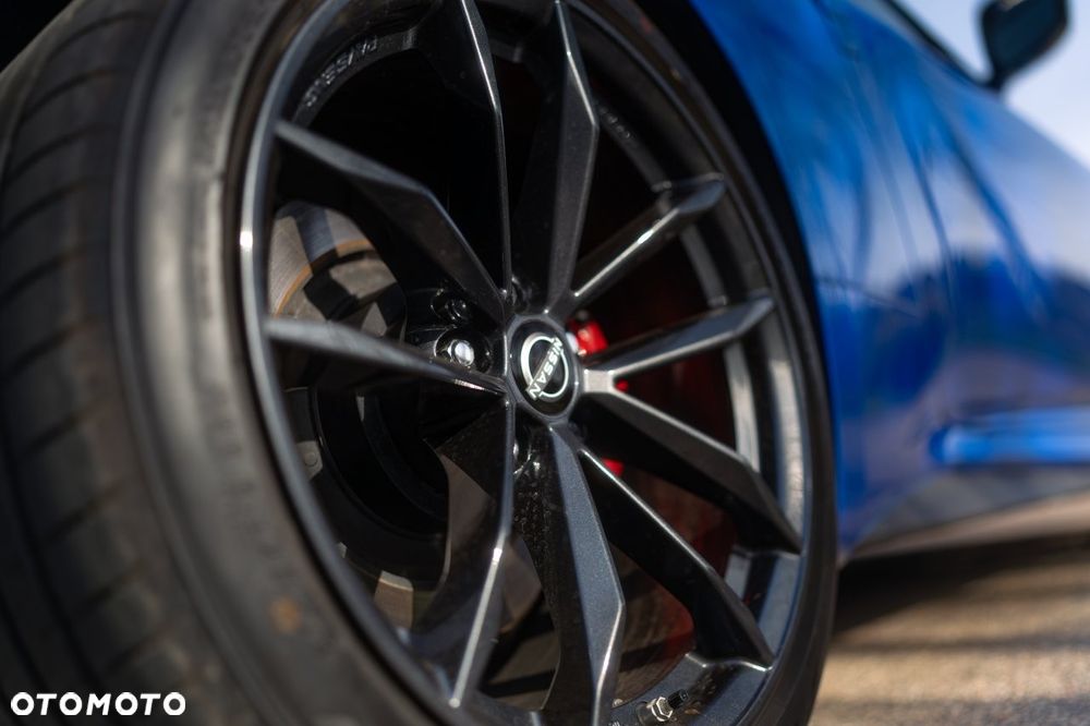 Nissan 400 Z - 33