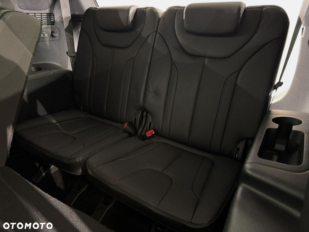 Hyundai Santa Fe - 17
