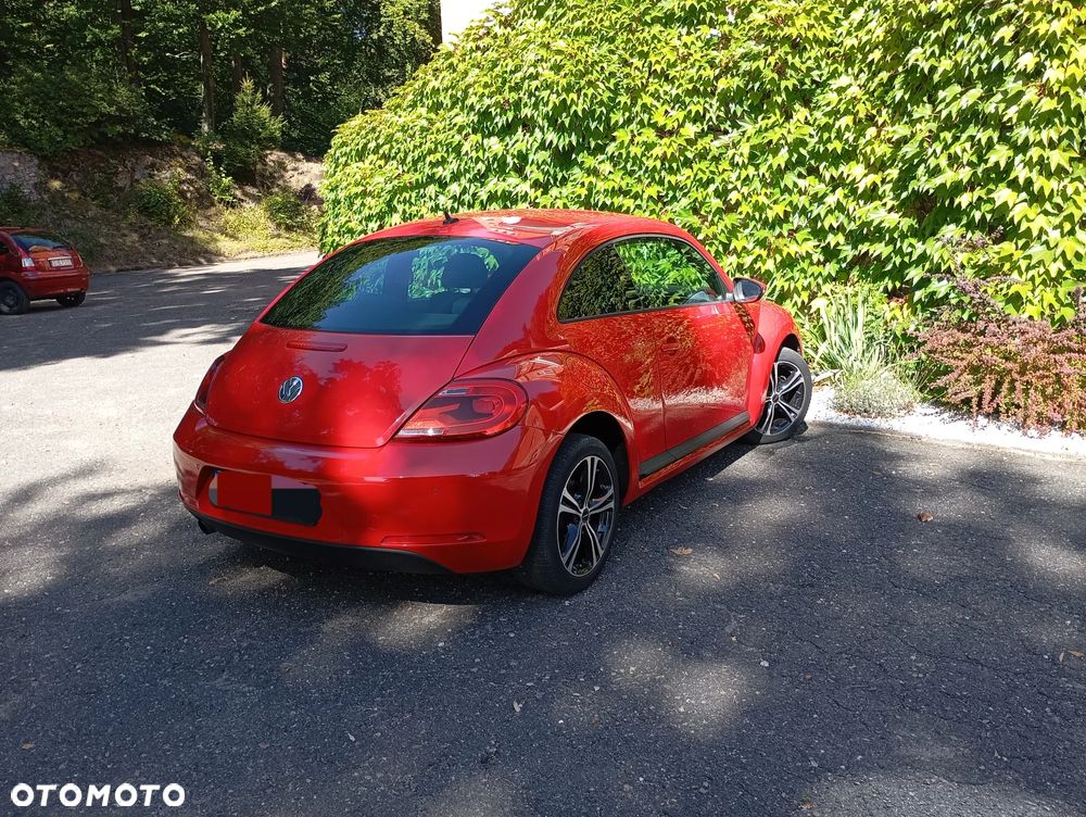 Volkswagen Beetle 2012 photo 2