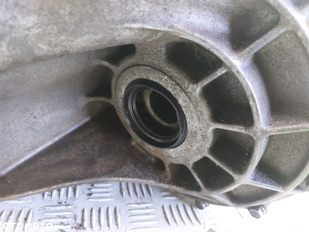 Skrzynia biegów Manualna 6B Toyota Avensis  II T25 2003-2006 2.0 D4D MTM - 2