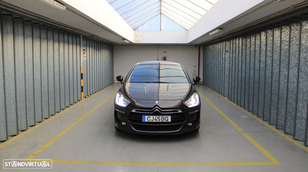 Citroën DS5 e-HDi 115 EGS6 SoChic - 10