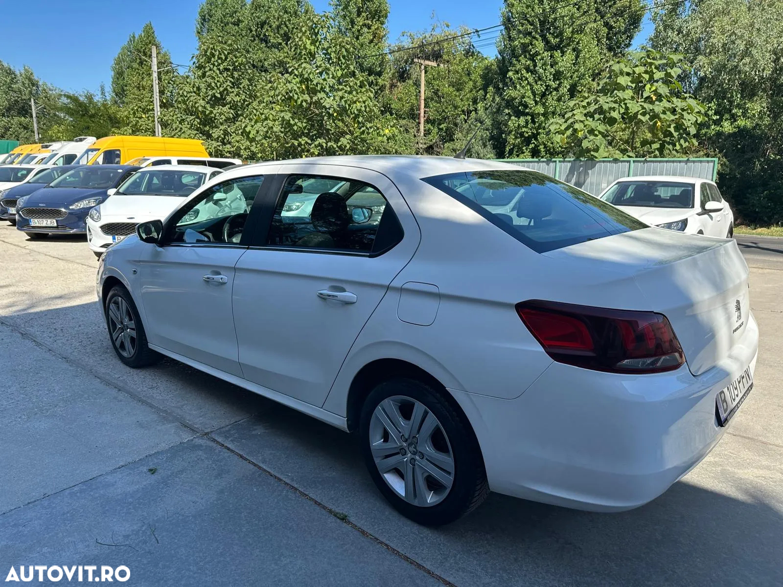 Peugeot 301 1.6 BlueHDI FAP Active - 7