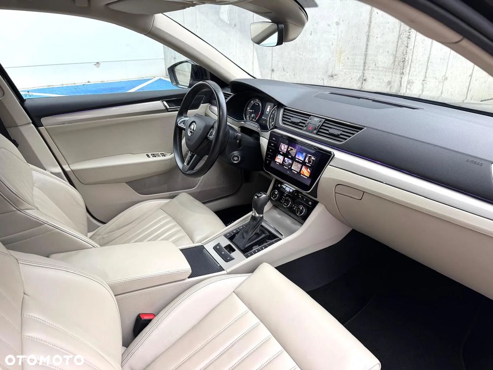 Skoda Superb 2.0 TDI 4x4 L&K DSG - 18