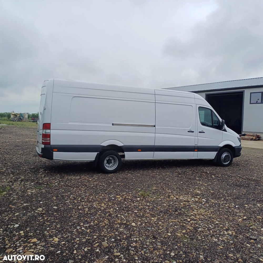 Mercedes-Benz Sprinter - 4