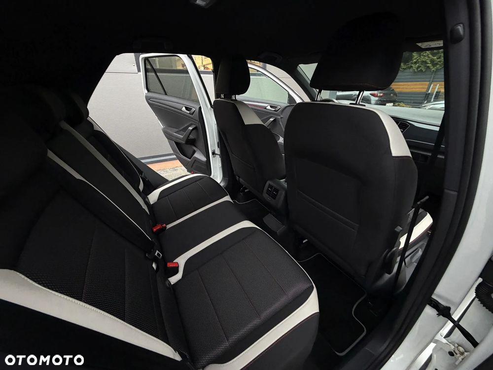 Volkswagen T-Roc 2.0 TSI OPF 4MOTION DSG Sport - 17