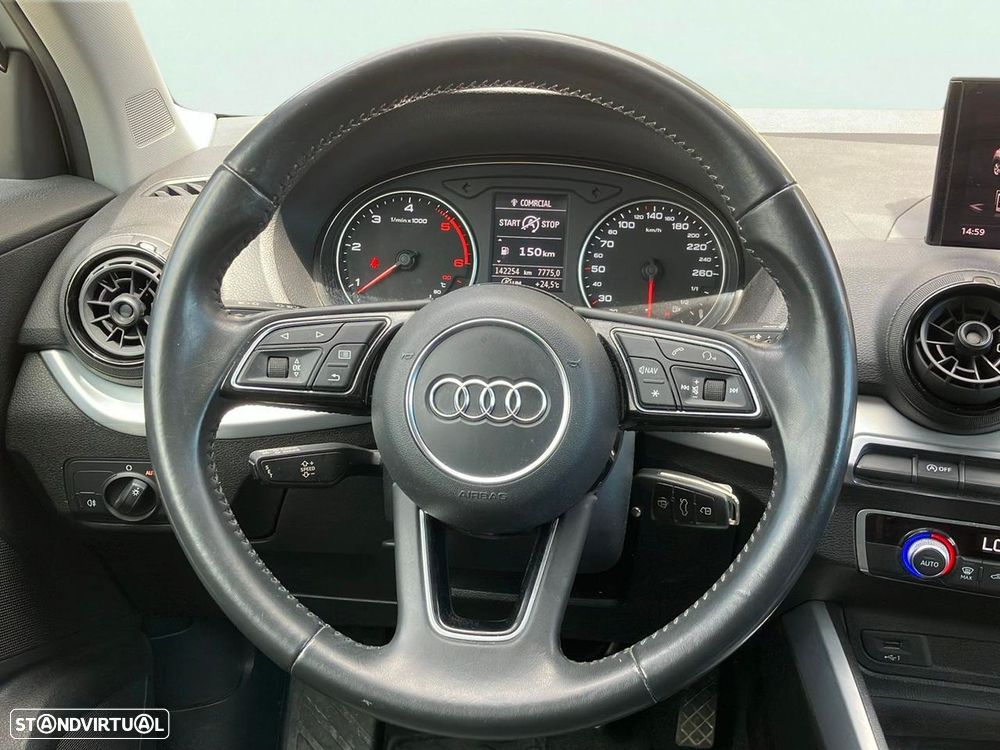 Audi Q2 30 TDI - 12