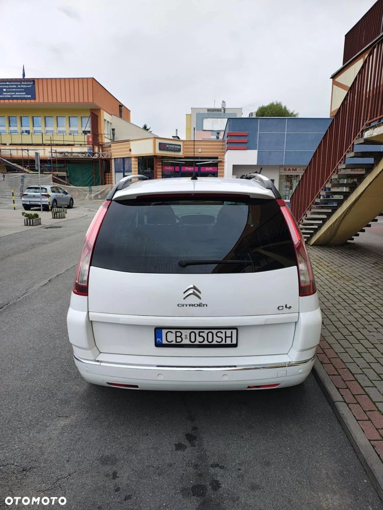 Citroën C4 Picasso 1.6 HDi FAP Exclusive - 4