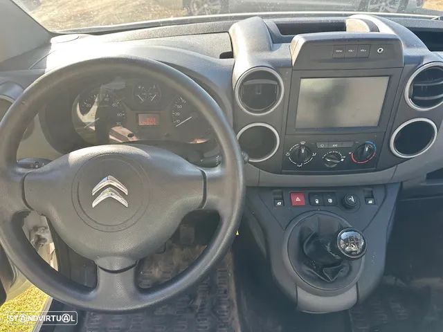 Citroën BERLINGO 3 LUG. - 11