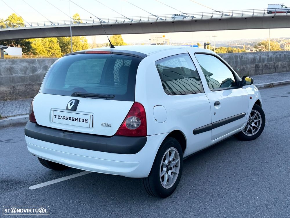 Renault Clio 1.5 DCI - 6