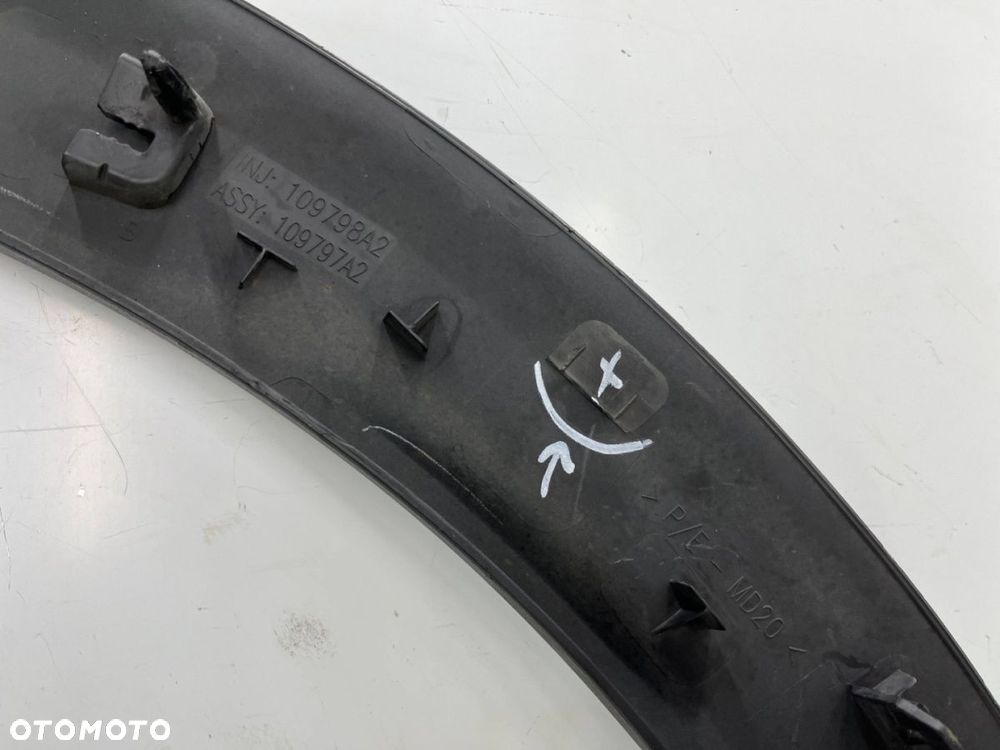 Listwa Peugeot 3008 II 16r.- prawa tylna nakładka rant błotnika CIENKA wąska prawy tył 9825289077 - 14