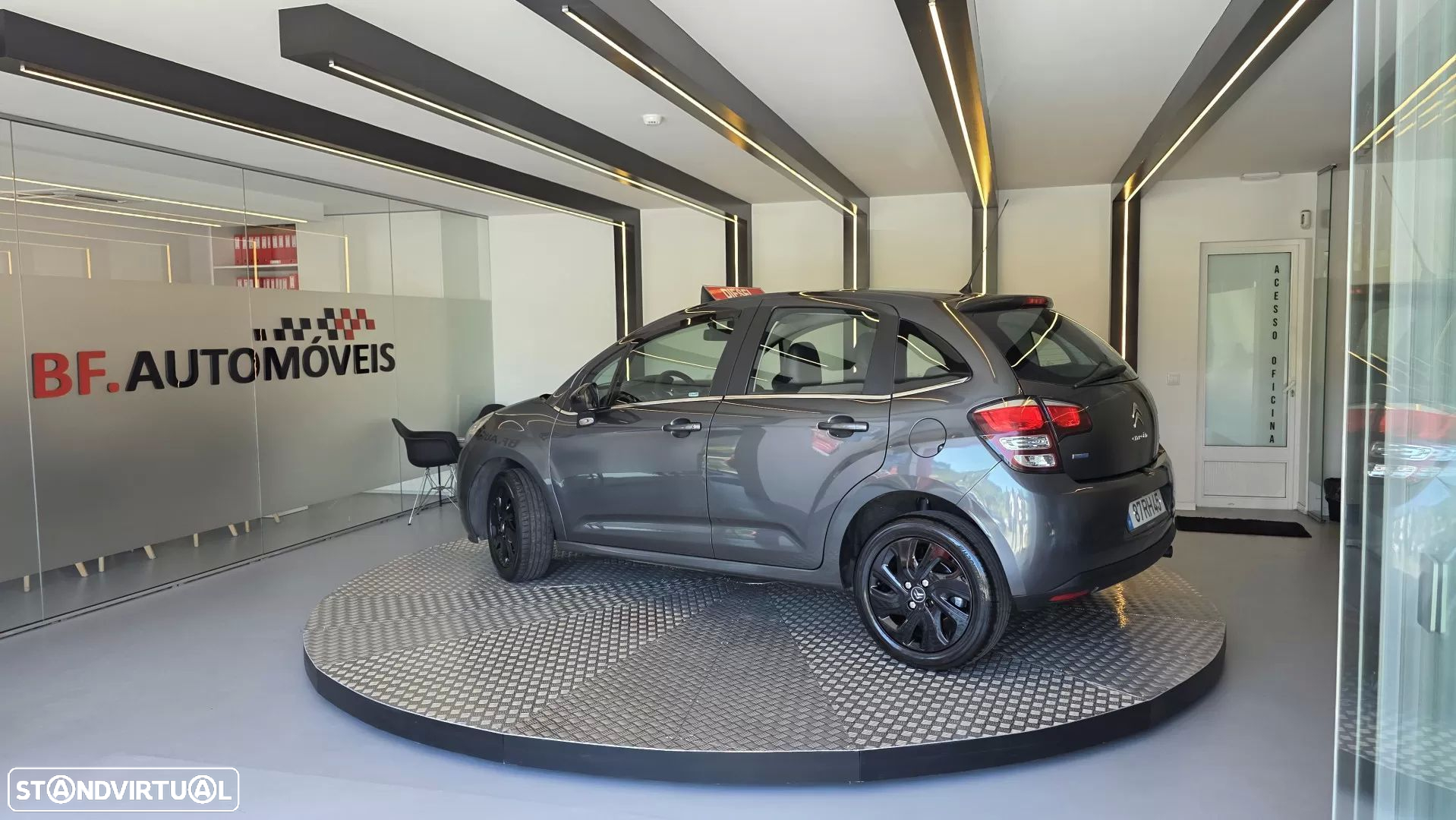 Citroën C3 1.6 BlueHDi Exclusive - 3