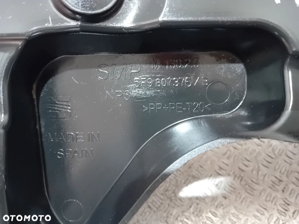 ślizg zderzaka prawy tył Seat Leon III kombi 2014 5F9807376B - 2
