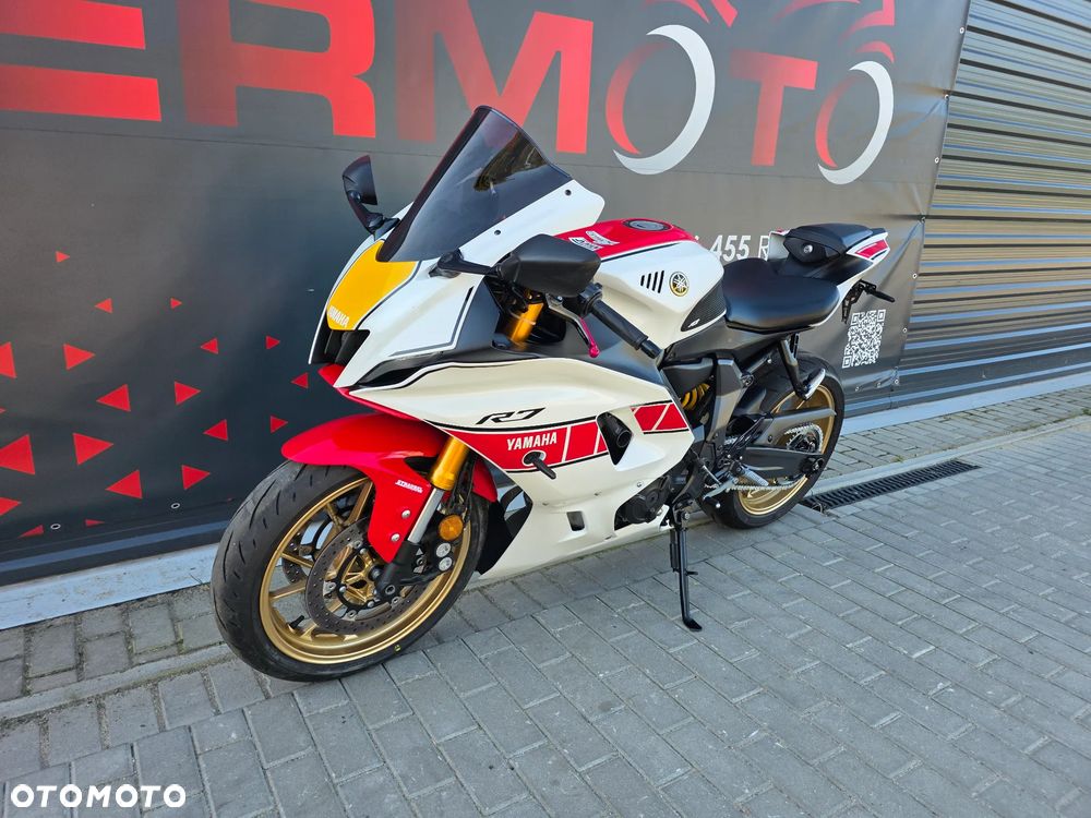 Yamaha R7 - 32