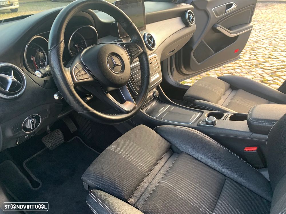 Mercedes-Benz CLA 180 - 18