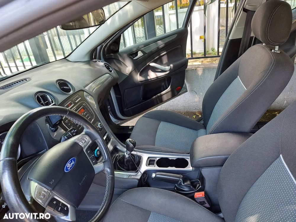Ford Mondeo 2.0 TDCi Business Class - 10