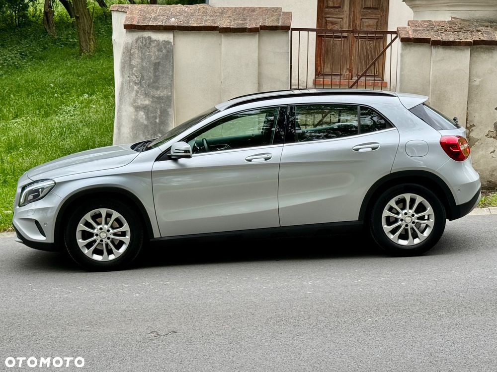 Mercedes-Benz GLA 180 d Style - 6