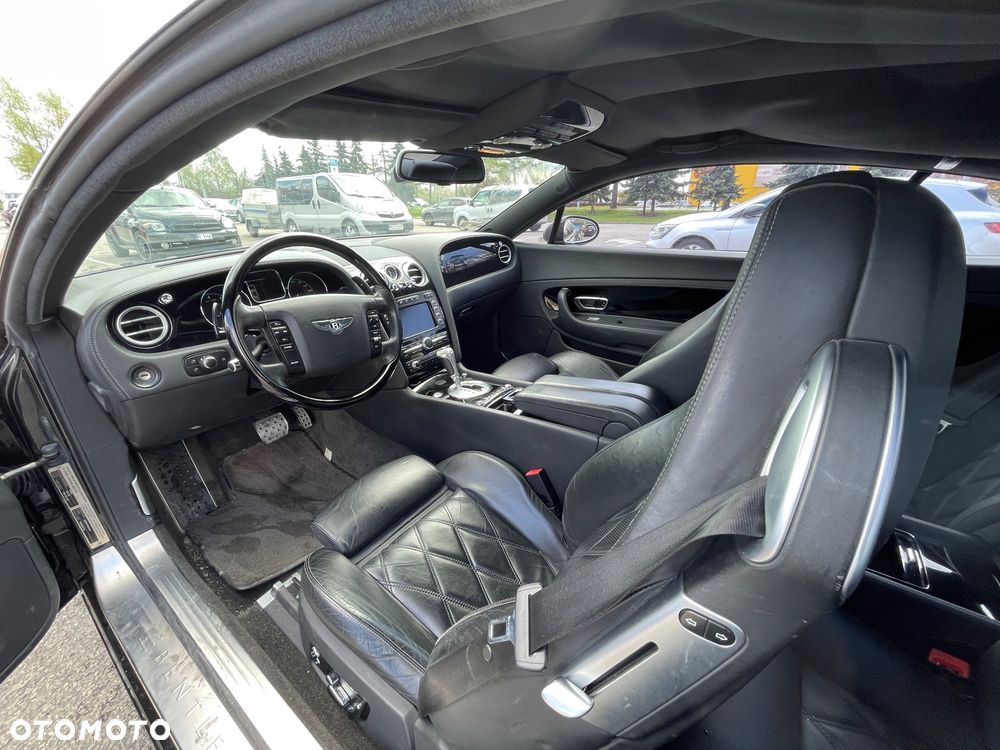 Bentley Continental GT Standard - 10