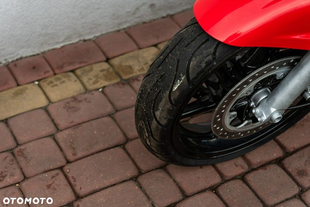 Honda CBR - 8