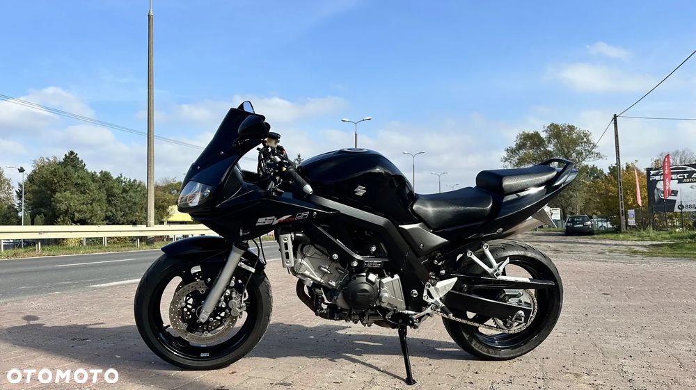 Suzuki SV