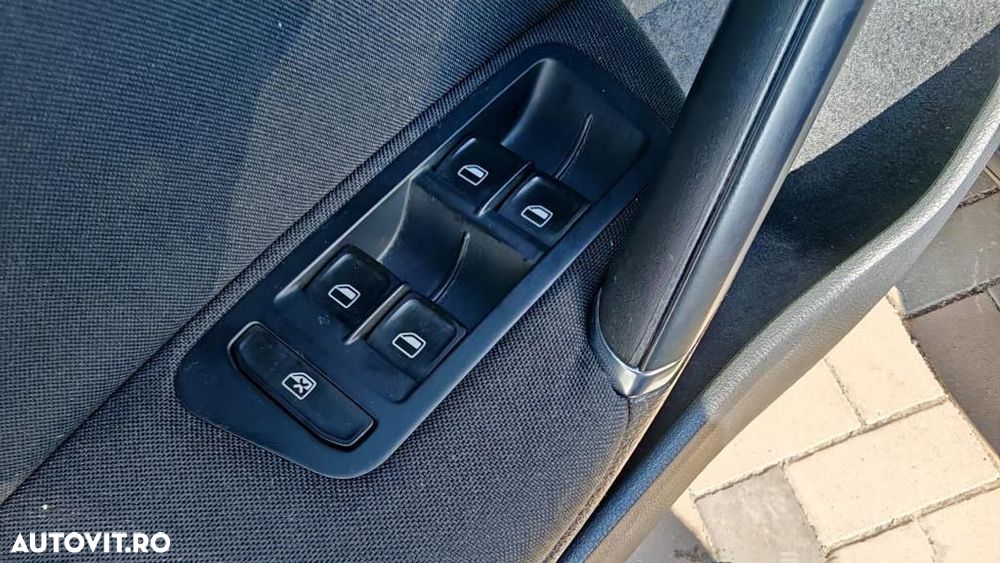 Volkswagen Golf - 23