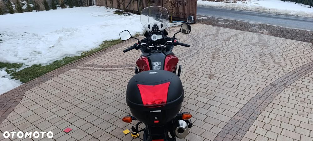 Suzuki V-STROM - 8