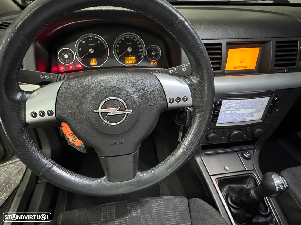 Opel Vectra GTS 2.2 DTi - 21