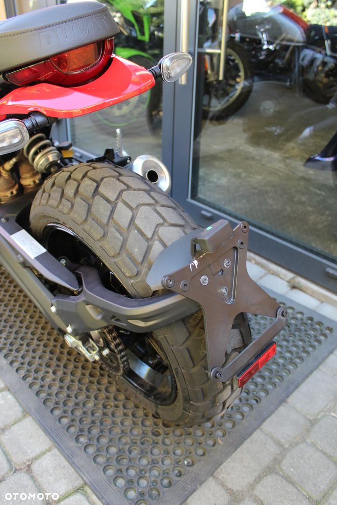 Ducati Scrambler - 9
