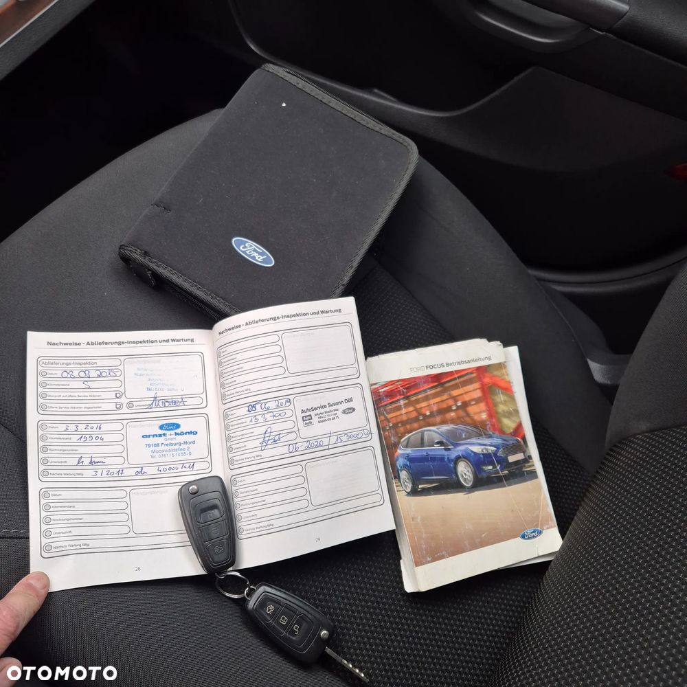 Ford Focus 1.5 TDCi SYNC Edition - 12