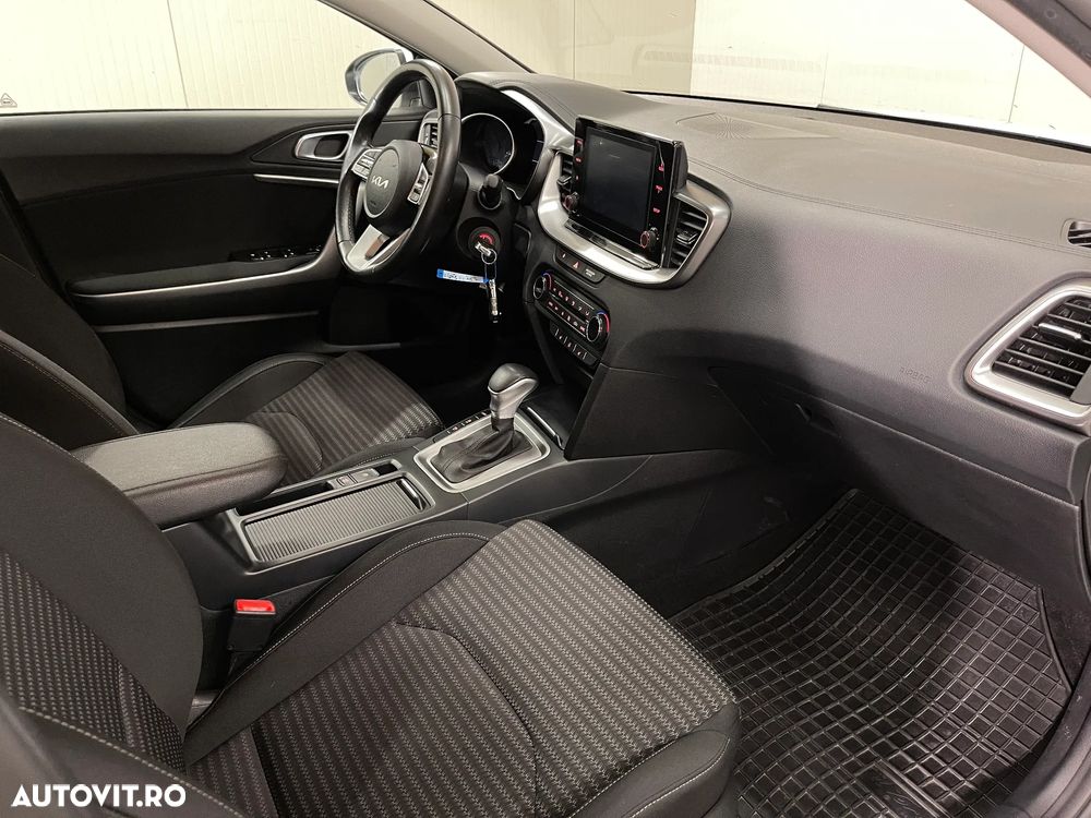 Kia XCeed 1.5 T-GDI 7DCT City+ - 11
